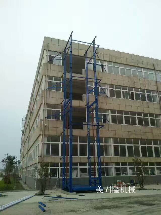 泰州室外双臂导轨式升降机厂家