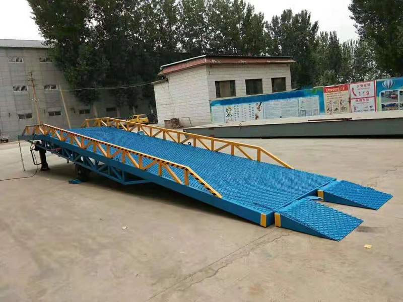 泰州汽车登车桥