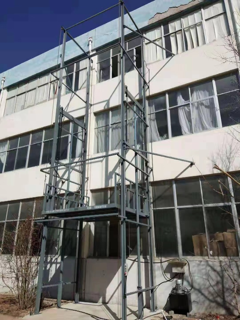 泰州室外贴墙货梯